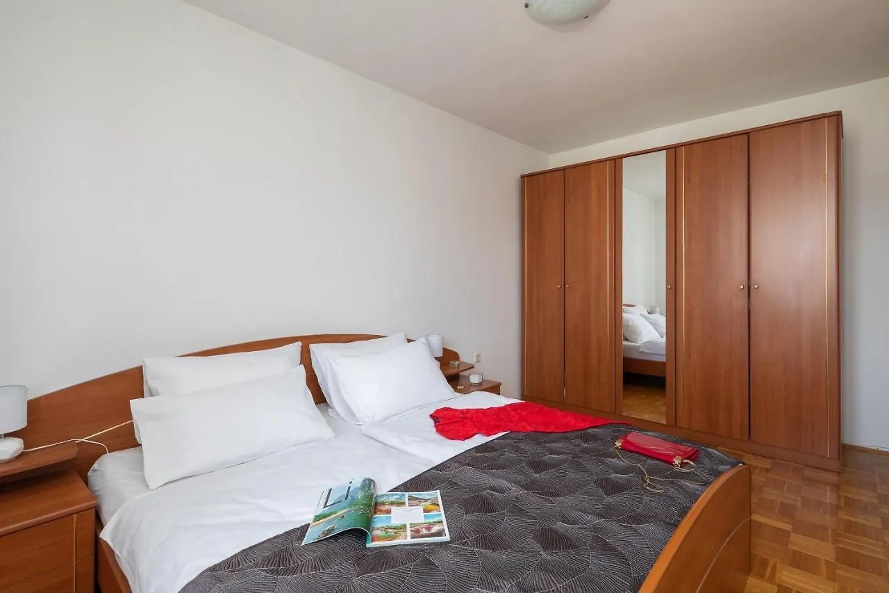 Apartment Lucy In Split